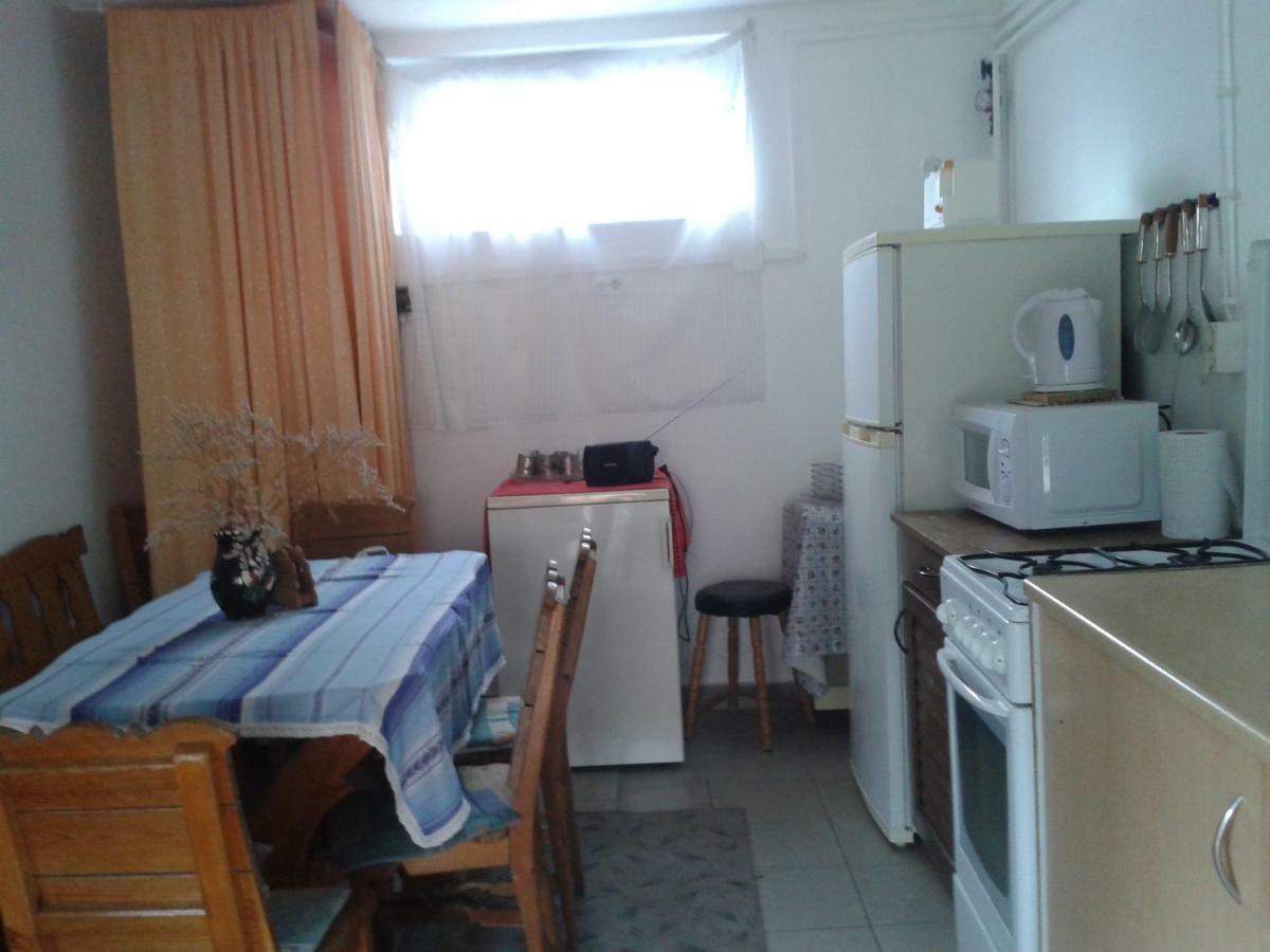 Sarkadi Apartman Hajdúszoboszló Buitenkant foto